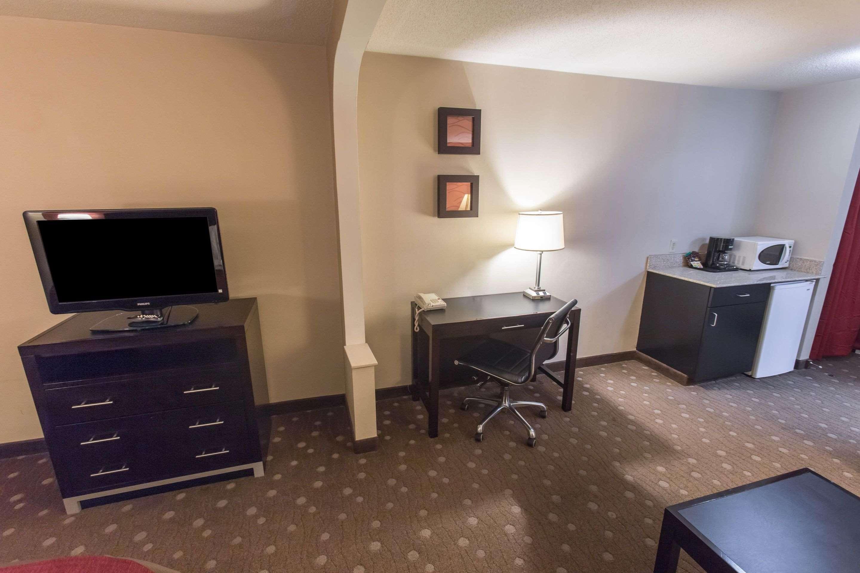 Comfort Inn Crafton Экстерьер фото